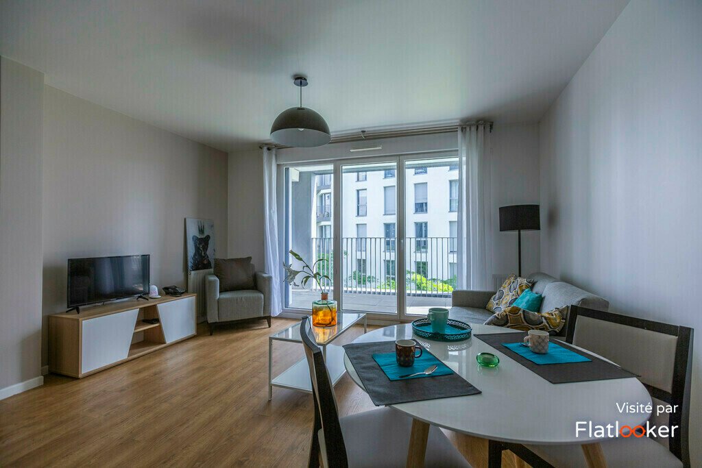 Apartamento amueblado de 2 habitaciones en alquiler, 62 m²